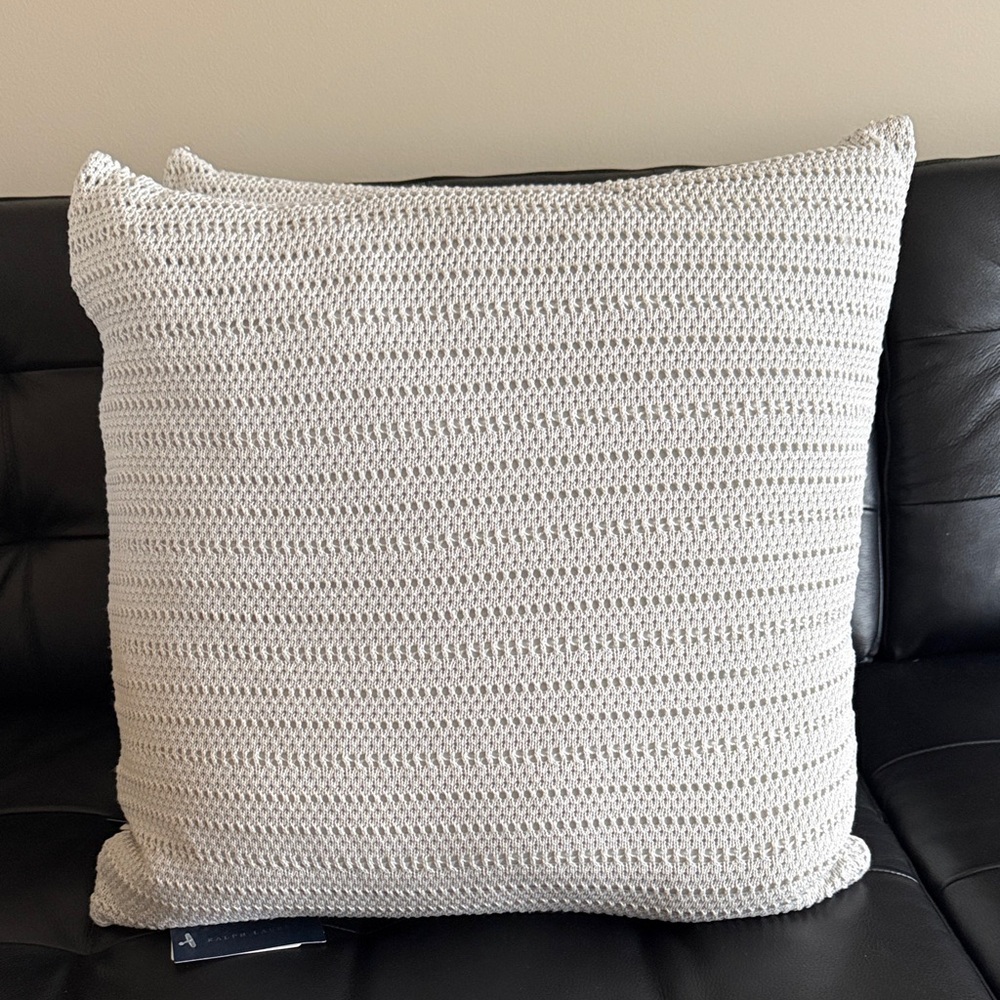 New $185 Ralph Lauren Blue Label Cream Knit Pillow 20x20 Silver